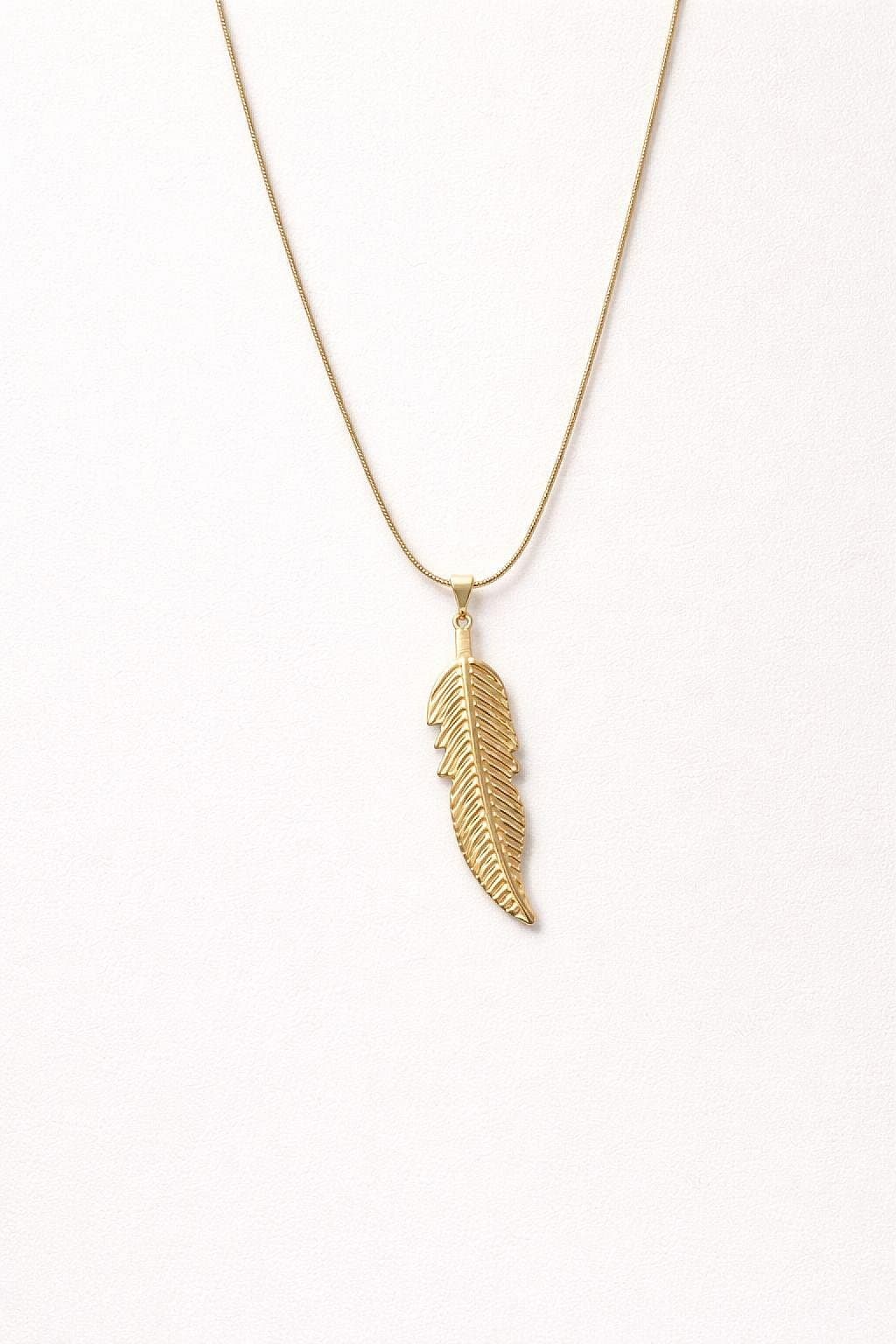 Colar Pingente Pena Dourado 4